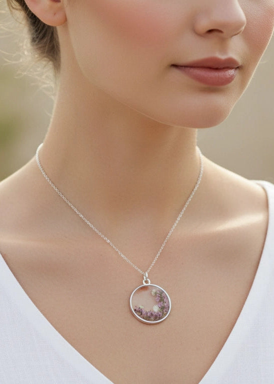 resin flower necklace with real dried flowers close up gift